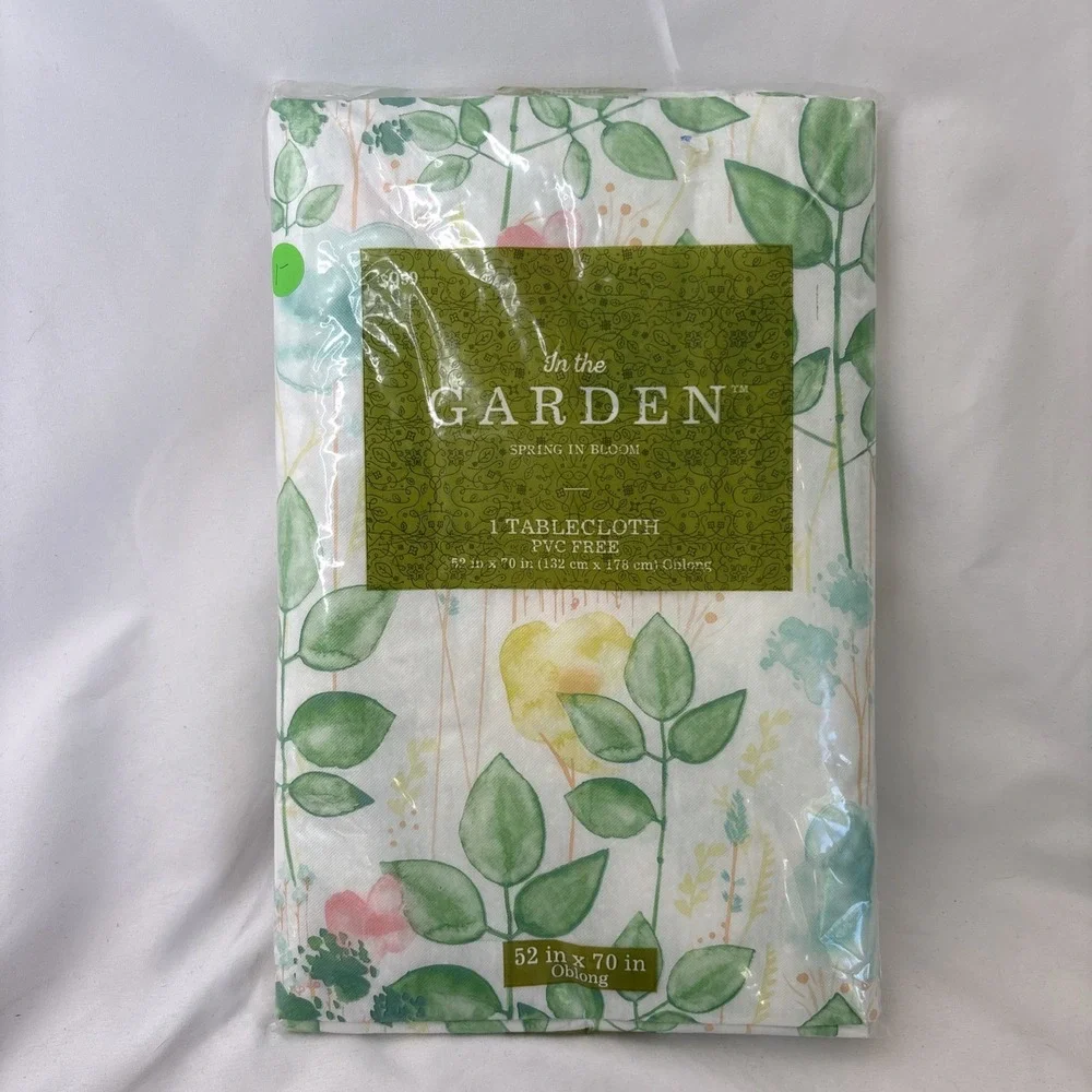 In the Garden Spring In Bloom Flannel Back Tablecloth 52